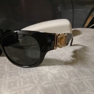 Versace sun glasses